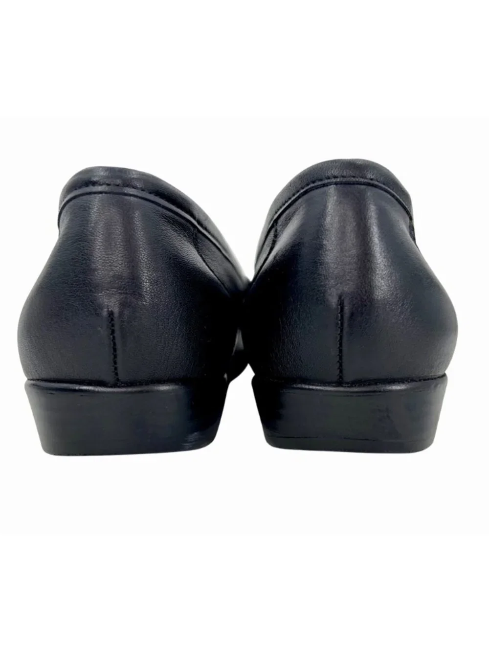 NWOT SAS METRO BLACK LEATHER CUSHIONED LOAFERS W/ SILVER METAL ACCENT - 9W